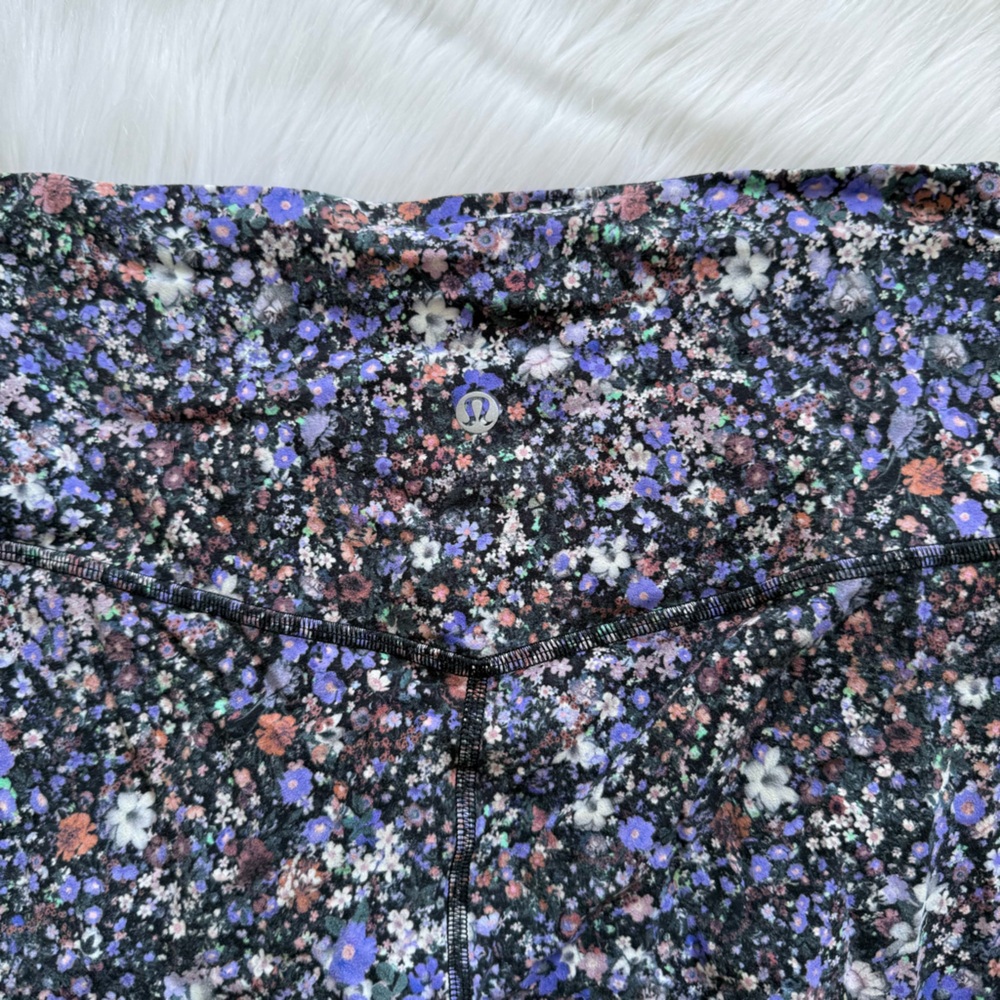 lululemon Align™ High-Rise Short 6" Flower Burst Multi 8 - Picture 4 of 7